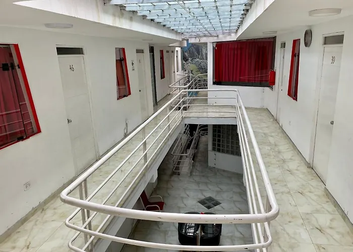 Hotel Plateros